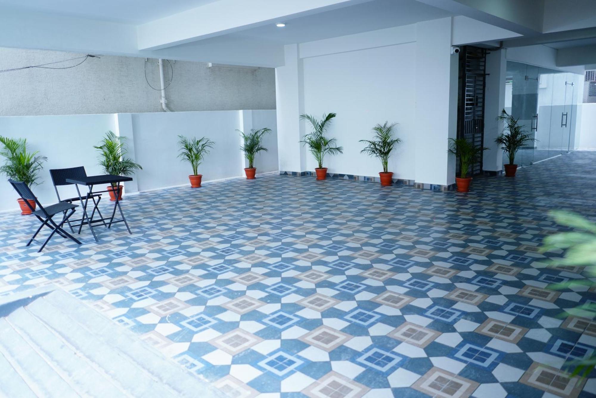 Kondapur  Enkay Service Apartments מראה חיצוני תמונה